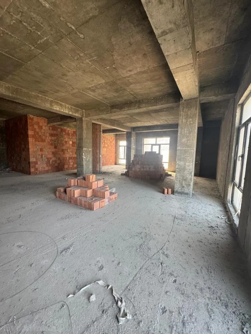 Satılır 4 otaqlı Mənzil Yeni tikili 147 m² 28 May m. - şəkil 3