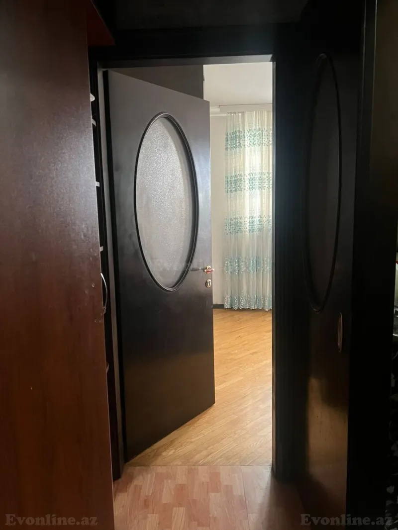 Satılır 2 otaqlı Mənzil Köhnə tikili 40 m² Yasamal r. - şəkil 8
