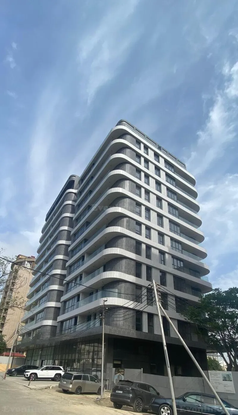 Satılır 3 otaqlı Mənzil Yeni tikili 134 m² Nizami m.