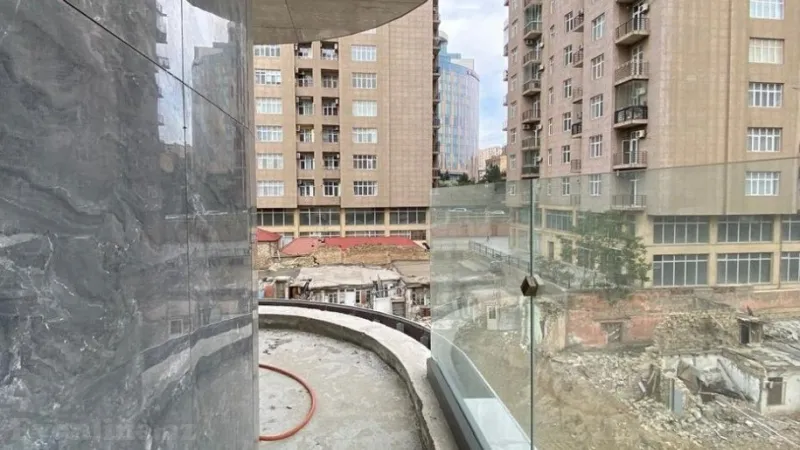 Satılır 3 otaqlı Mənzil Yeni tikili 134 m² Nizami m. - şəkil 13