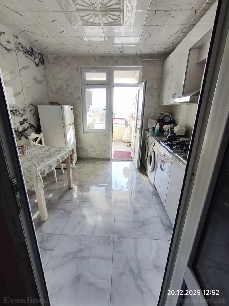 Satılır 5 otaqlı Mənzil Köhnə tikili 110 m² Sabunçu r. - şəkil 8