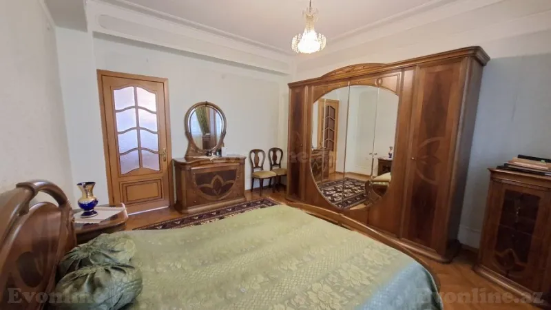 Satılır 4 otaqlı Mənzil Yeni tikili 160 m² 8 Noyabr m. - şəkil 11