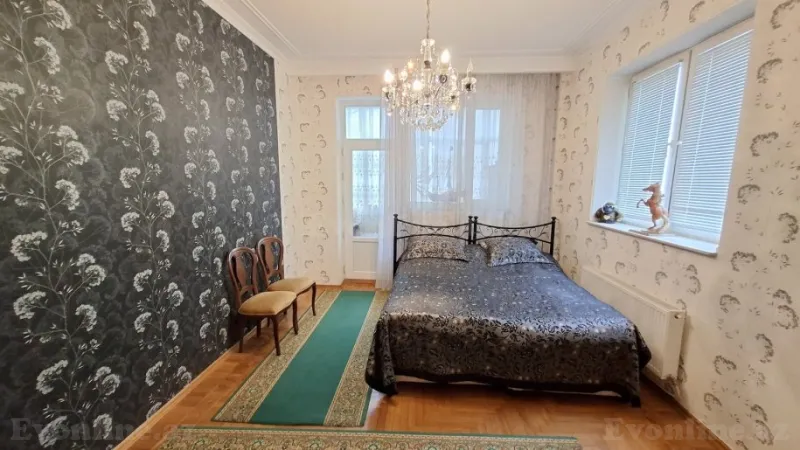 Satılır 4 otaqlı Mənzil Yeni tikili 160 m² 8 Noyabr m. - şəkil 13