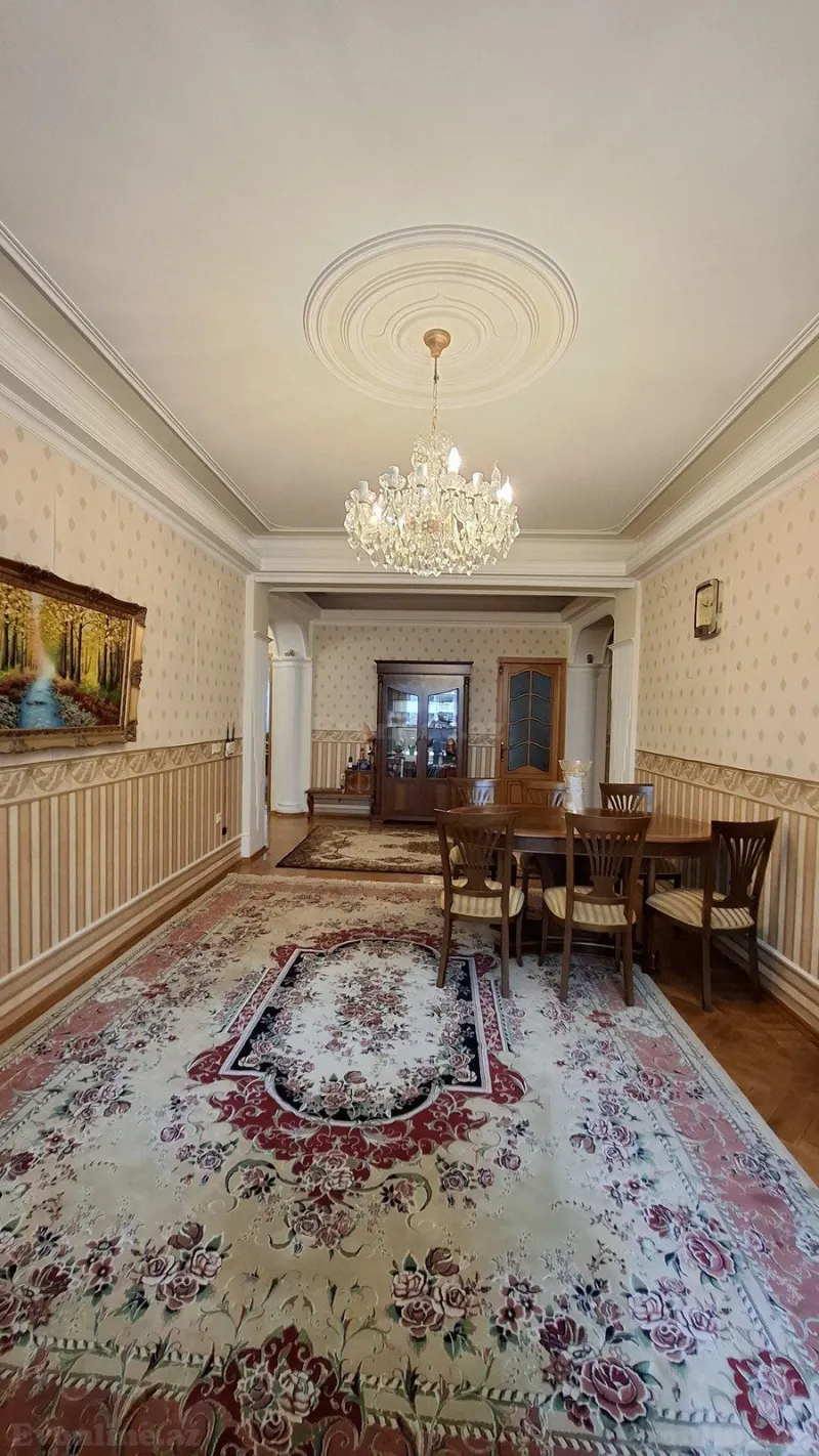 Satılır 4 otaqlı Mənzil Yeni tikili 160 m² 8 Noyabr m. - şəkil 16