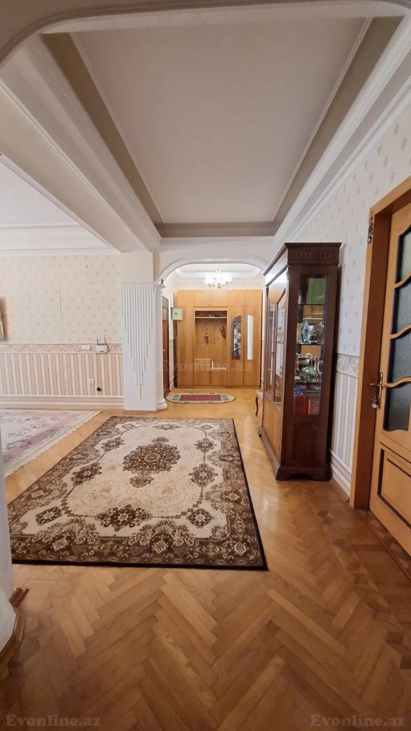 Satılır 4 otaqlı Mənzil Yeni tikili 160 m² 8 Noyabr m. - şəkil 28