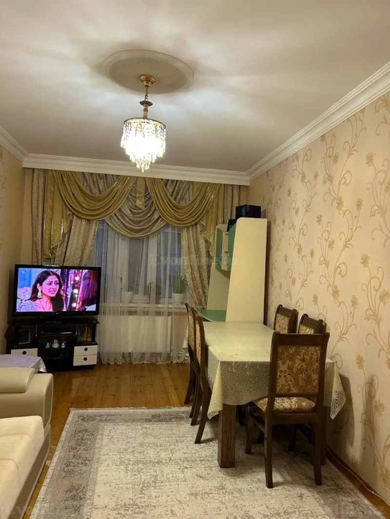 Satılır 3 otaqlı Mənzil Köhnə tikili 80 m² Həzi Aslanov m.