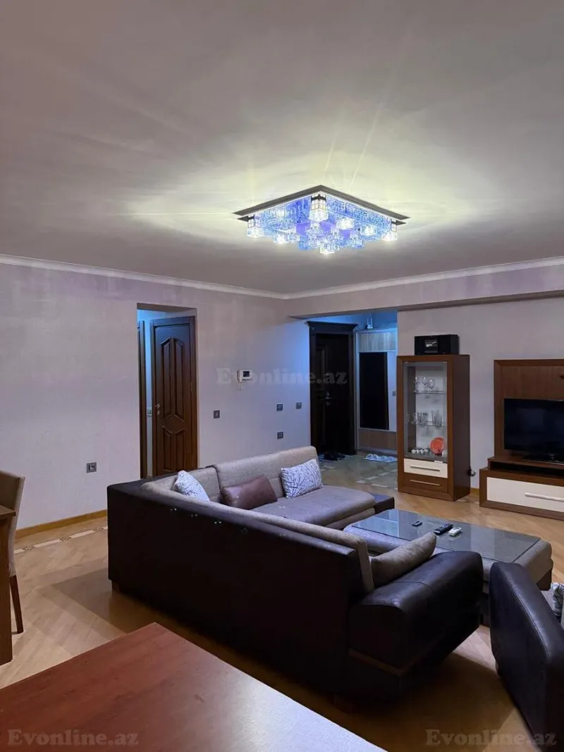 Kirayə verilir 3 otaqlı Mənzil Köhnə tikili 110 m² 28 May m. - şəkil 5