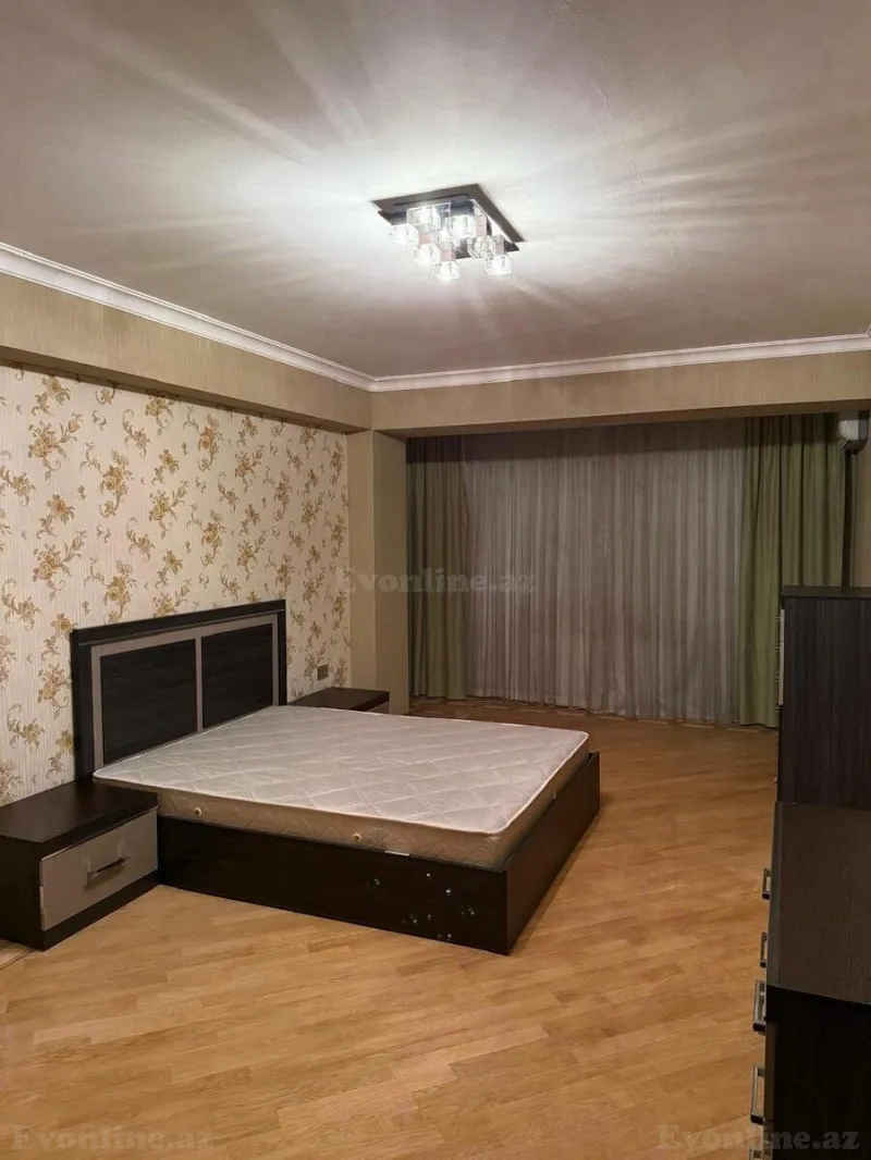 Kirayə verilir 3 otaqlı Mənzil Köhnə tikili 110 m² 28 May m. - şəkil 9