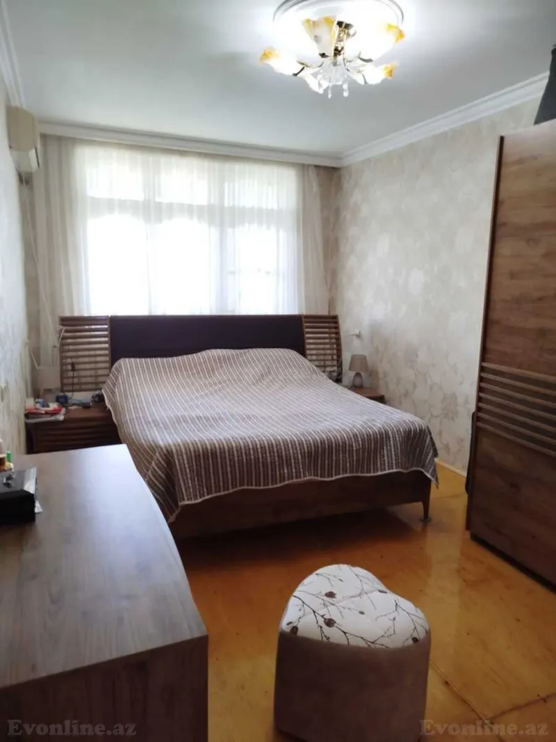 Satılır 4 otaqlı Mənzil Köhnə tikili 89 m² Sabunçu r. - şəkil 2