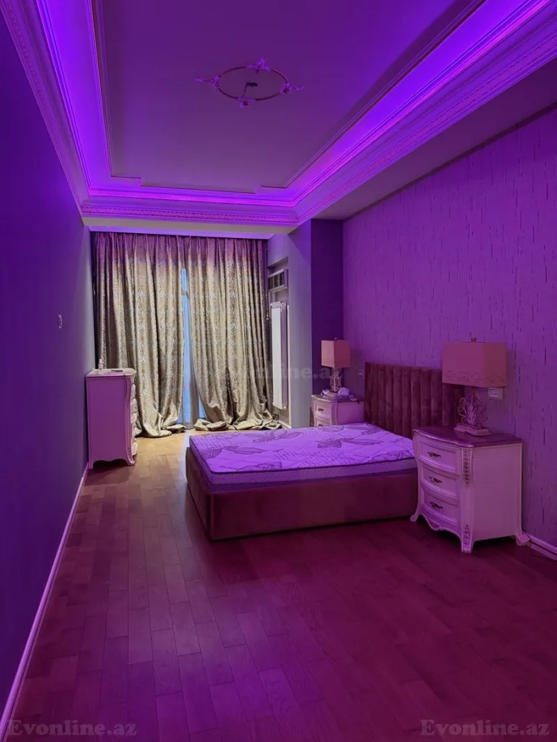 Satılır 4 otaqlı Mənzil Yeni tikili 240 m² Nizami m. - şəkil 11