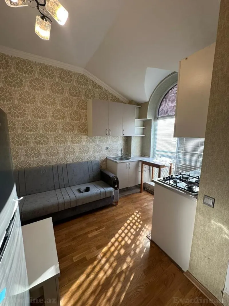 Kirayə verilir 1 otaqlı Mənzil Köhnə tikili 30 m² Xırdalan - şəkil 2