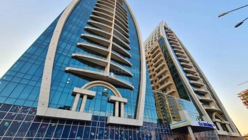 Kirayə verilir 3 otaqlı Mənzil Yeni tikili 150 m² Elmlər Akademiyası m.