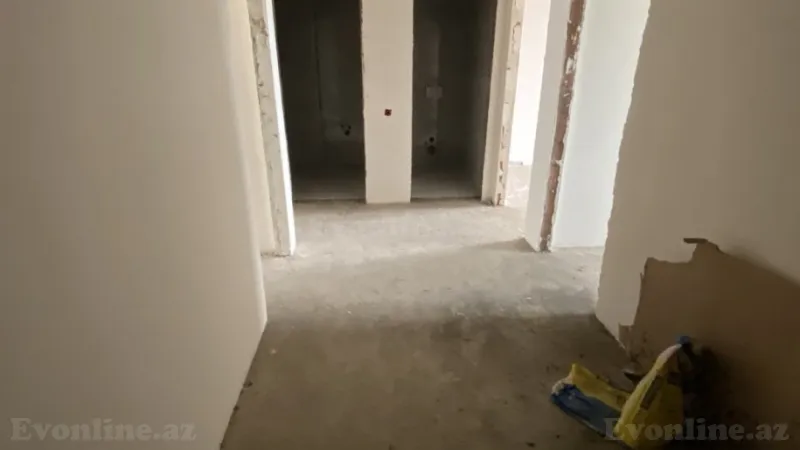 Sumqayıtda 3 otaqlı mənzil satılır
