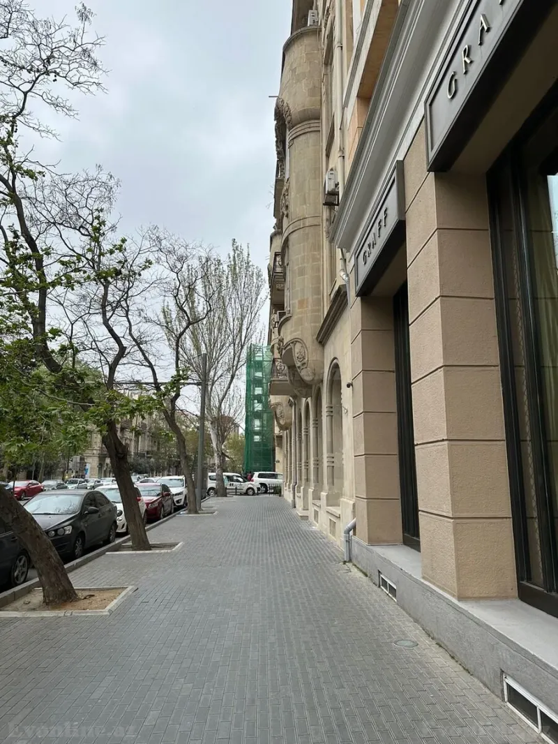Satılır 3 otaqlı Mənzil Köhnə tikili 120 m² Sahil m. - şəkil 3