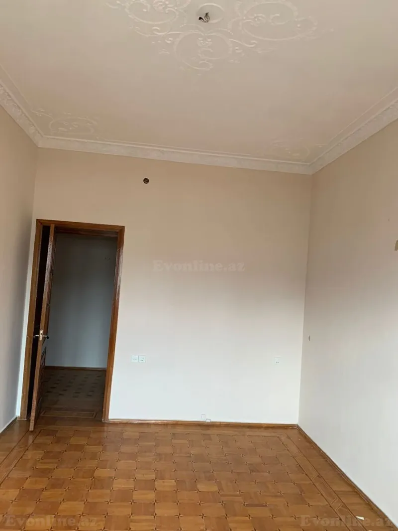 Satılır 3 otaqlı Mənzil Köhnə tikili 120 m² Sahil m. - şəkil 12