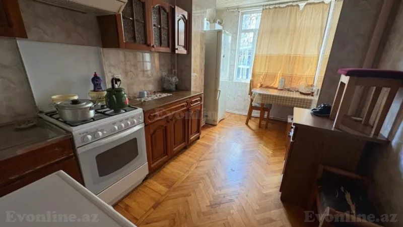Kirayə verilir 3 otaqlı Mənzil Köhnə tikili 100 m² 28 May m. - şəkil 4
