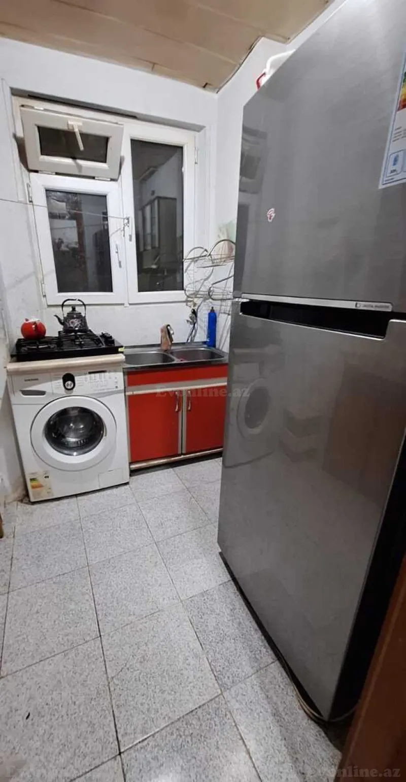 Kirayə verilir 2 otaqlı Mənzil Köhnə tikili 45 m² İnşaatçılar m. - şəkil 4