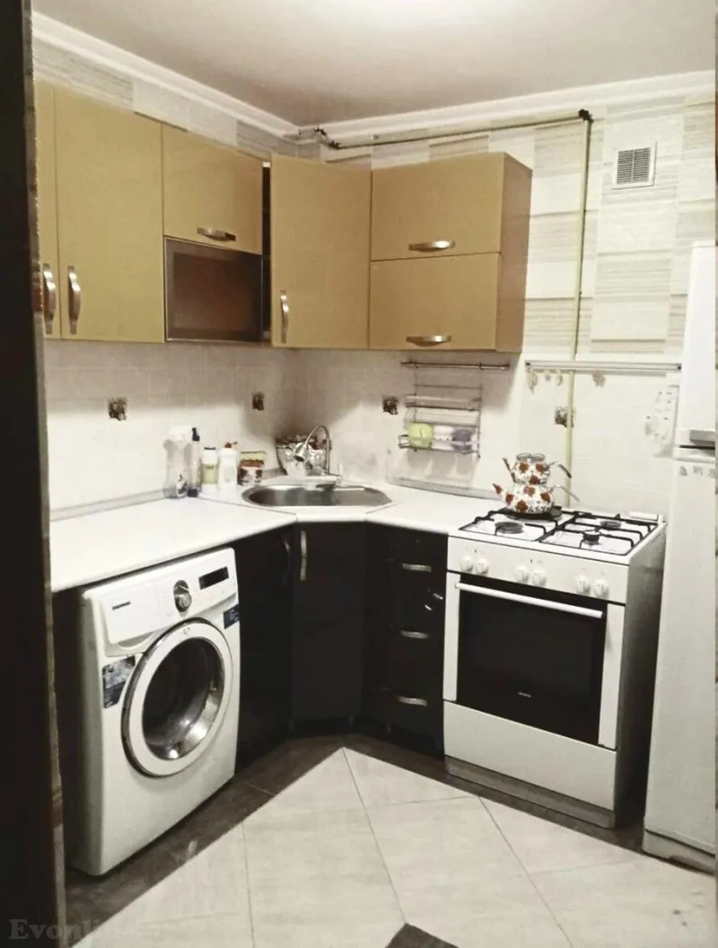 Satılır 1 otaqlı Mənzil Köhnə tikili 35 m² 8-ci kilometr - şəkil 3