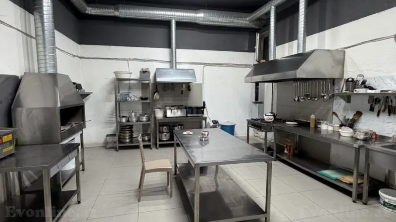 Kirayə verilir Obyekt 350 m² Neftçilər m. - şəkil 8