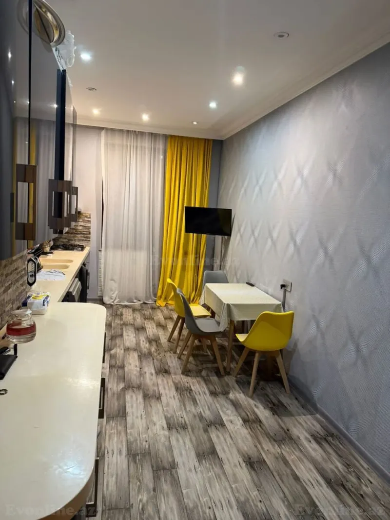 Satılır 3 otaqlı Mənzil Yeni tikili 110 m² 28 May m. - şəkil 2