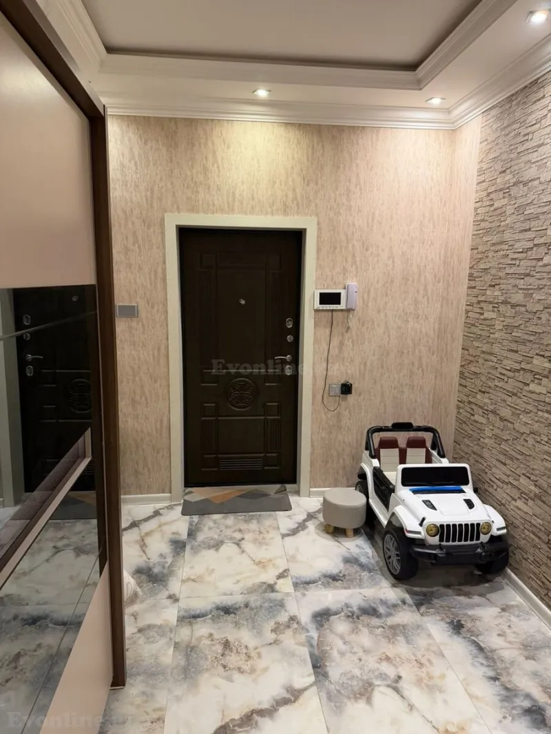Satılır 3 otaqlı Mənzil Yeni tikili 110 m² 28 May m. - şəkil 8