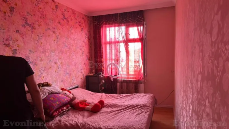 Satılır 2 otaqlı Mənzil Köhnə tikili 50 m² 4-cü mikrorayon - şəkil 6