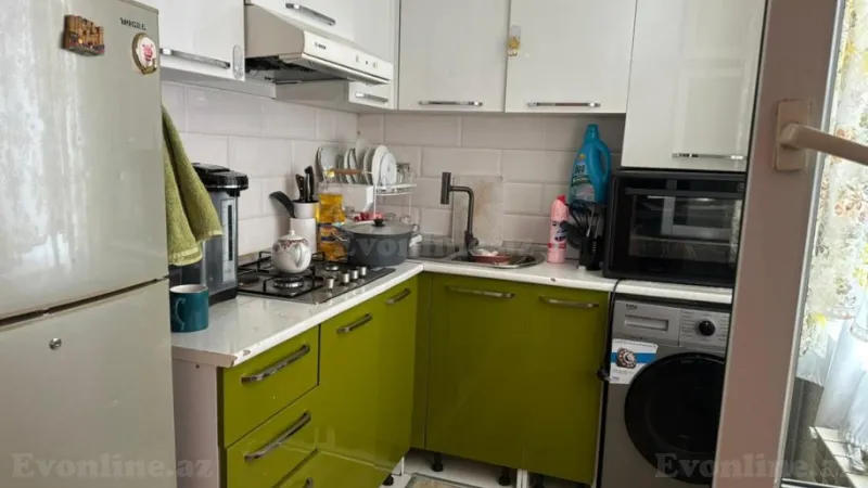 Satılır 2 otaqlı Mənzil Köhnə tikili 50 m² 4-cü mikrorayon - şəkil 9