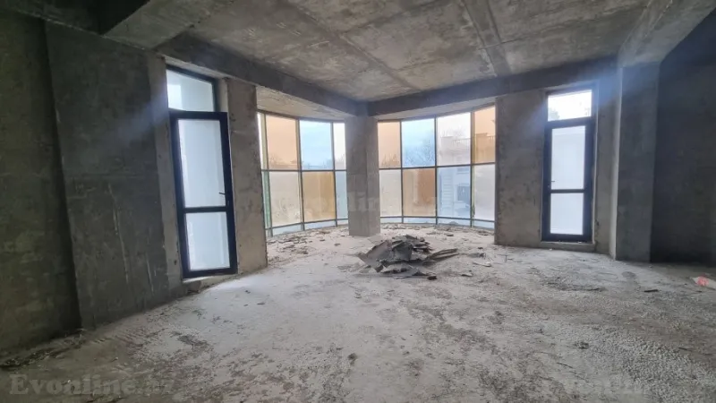 Satılır 4 otaqlı Mənzil Yeni tikili 184 m² Nəsimi r. - şəkil 2
