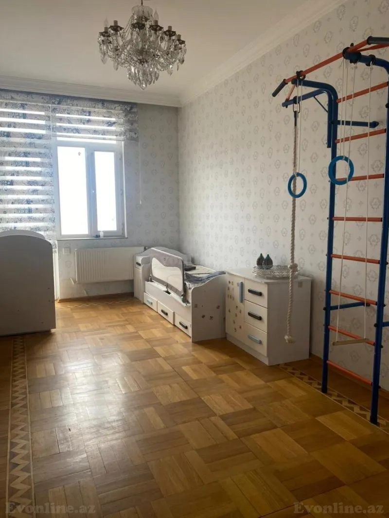 Satılır 3 otaqlı Mənzil Yeni tikili 125 m² Xalqlar Dostluğu m. - şəkil 6
