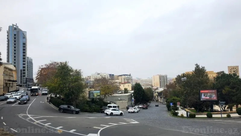 Satılır 1 otaqlı Mənzil Köhnə tikili 50 m² İçərişəhər m. - şəkil 3
