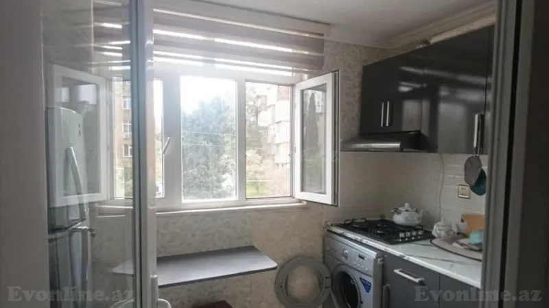 2 otaqlı Mənzil 45 m² Qara Qarayev m. Kirayə verilir