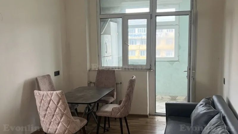 Kirayə verilir 2 otaqlı Mənzil Köhnə tikili 40 m² Xırdalan