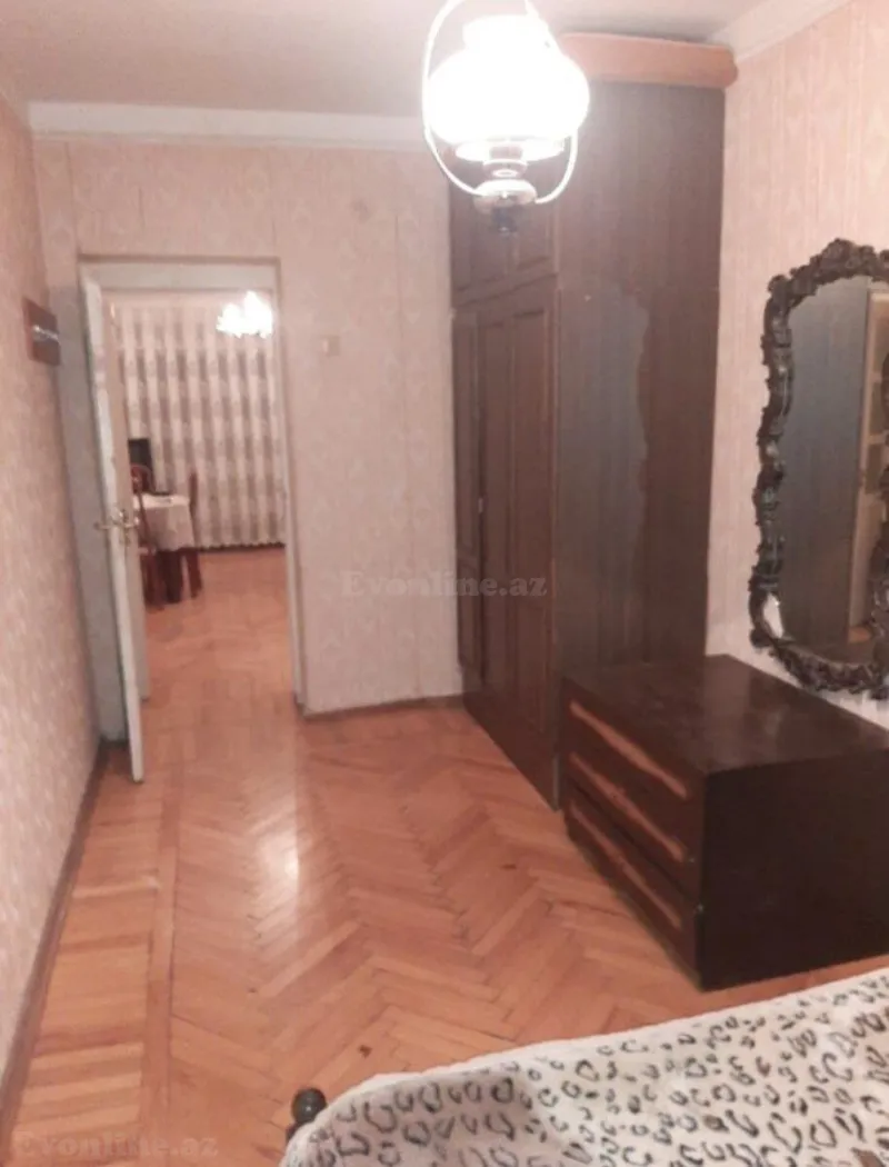 Kirayə verilir 2 otaqlı Mənzil Köhnə tikili 50 m² İnşaatçılar m. - şəkil 6