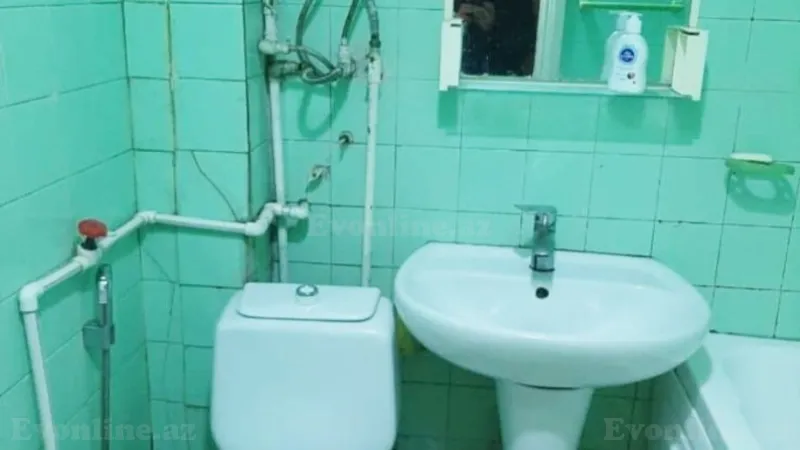 Kirayə verilir 2 otaqlı Mənzil Köhnə tikili 50 m² İnşaatçılar m. - şəkil 7