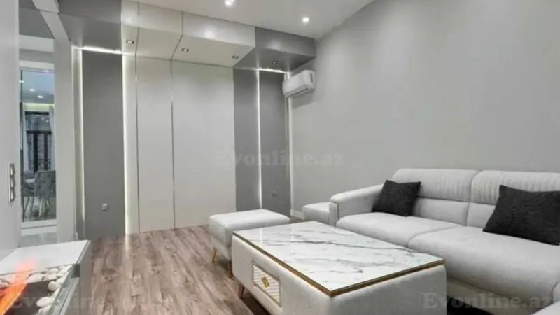 4 otaqlı Mənzil 190 m² Gənclik m. Kirayə verilir