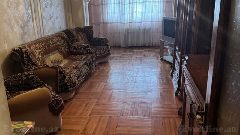 Satılır 2 otaqlı Mənzil Köhnə tikili 75 m² Azadlıq prospekti m. - şəkil 2