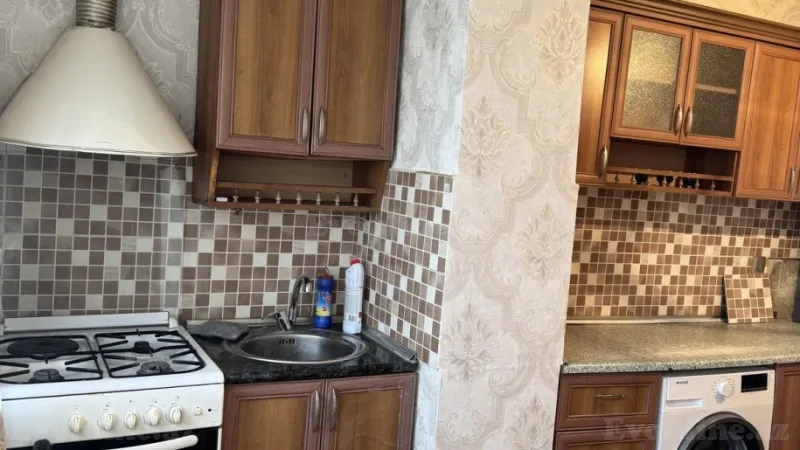 Satılır 2 otaqlı Mənzil Köhnə tikili 75 m² Azadlıq prospekti m. - şəkil 10
