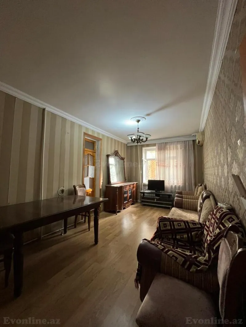 Satılır 2 otaqlı Mənzil Köhnə tikili 60 m² Xətai r. - şəkil 4
