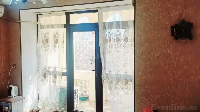 Satılır 2 otaqlı Mənzil Köhnə tikili 35 m² Gəncə - şəkil 7