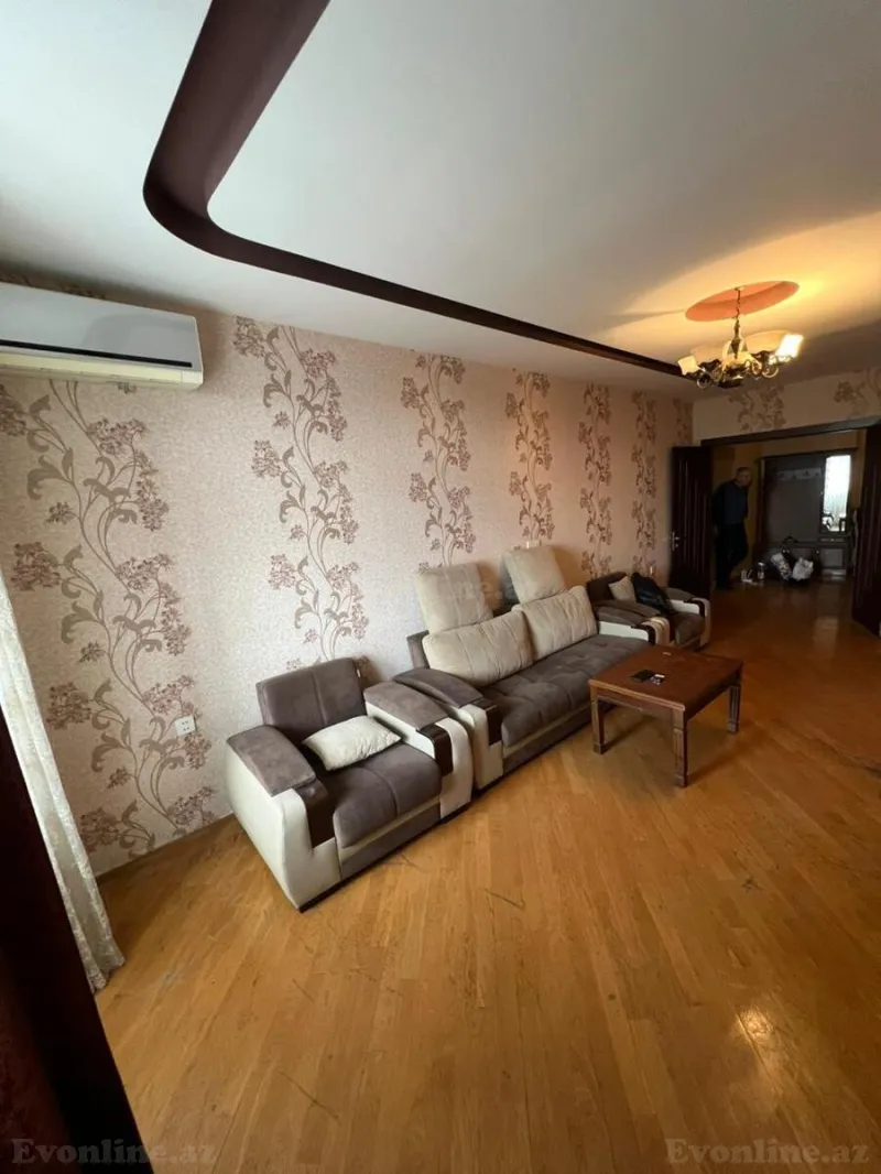 3 otaqlı Mənzil 120 m² 20 Yanvar m. Kirayə verilir
