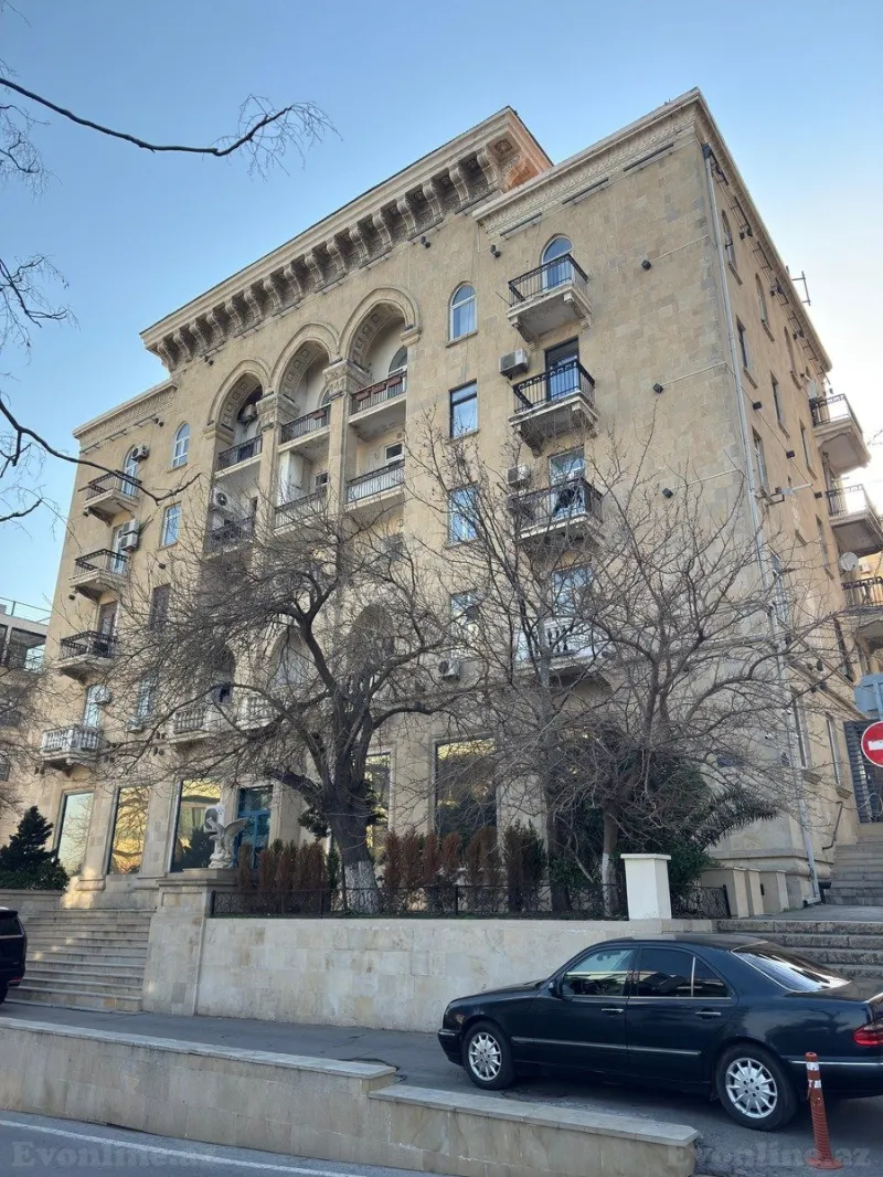 Satılır Qaraj 19 m² Səbail r. - şəkil 4