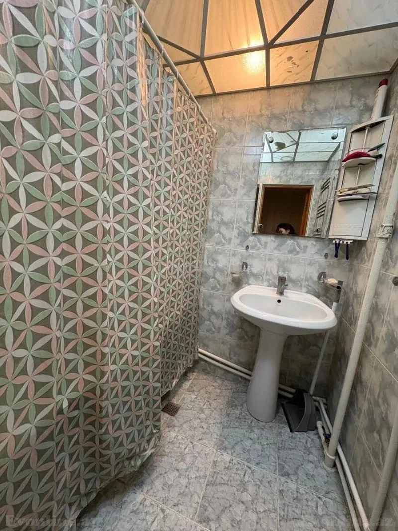 Kirayə verilir 3 otaqlı Mənzil Köhnə tikili 100 m² 28 May m. - şəkil 6