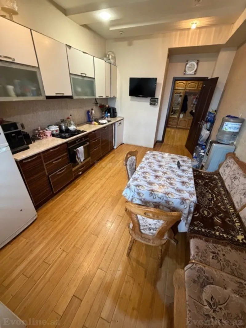 Satılır 3 otaqlı Mənzil Yeni tikili 130 m² 1-ci mikrorayon - şəkil 6
