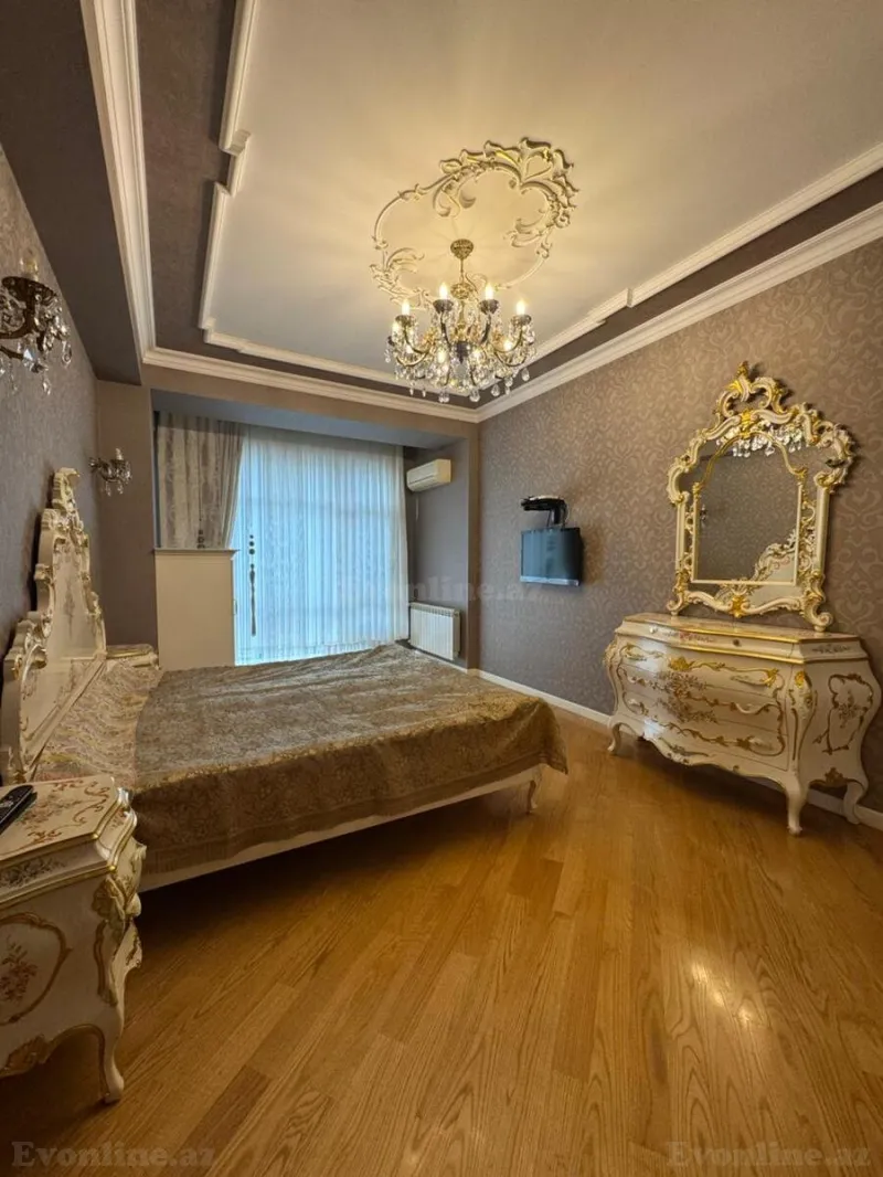 Satılır 3 otaqlı Mənzil Yeni tikili 141 m² 28 May m. - şəkil 4