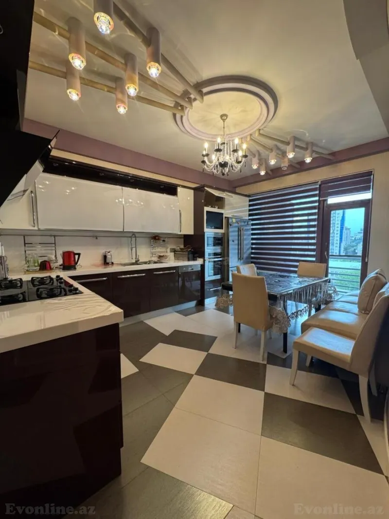 Satılır 3 otaqlı Mənzil Yeni tikili 141 m² 28 May m. - şəkil 13