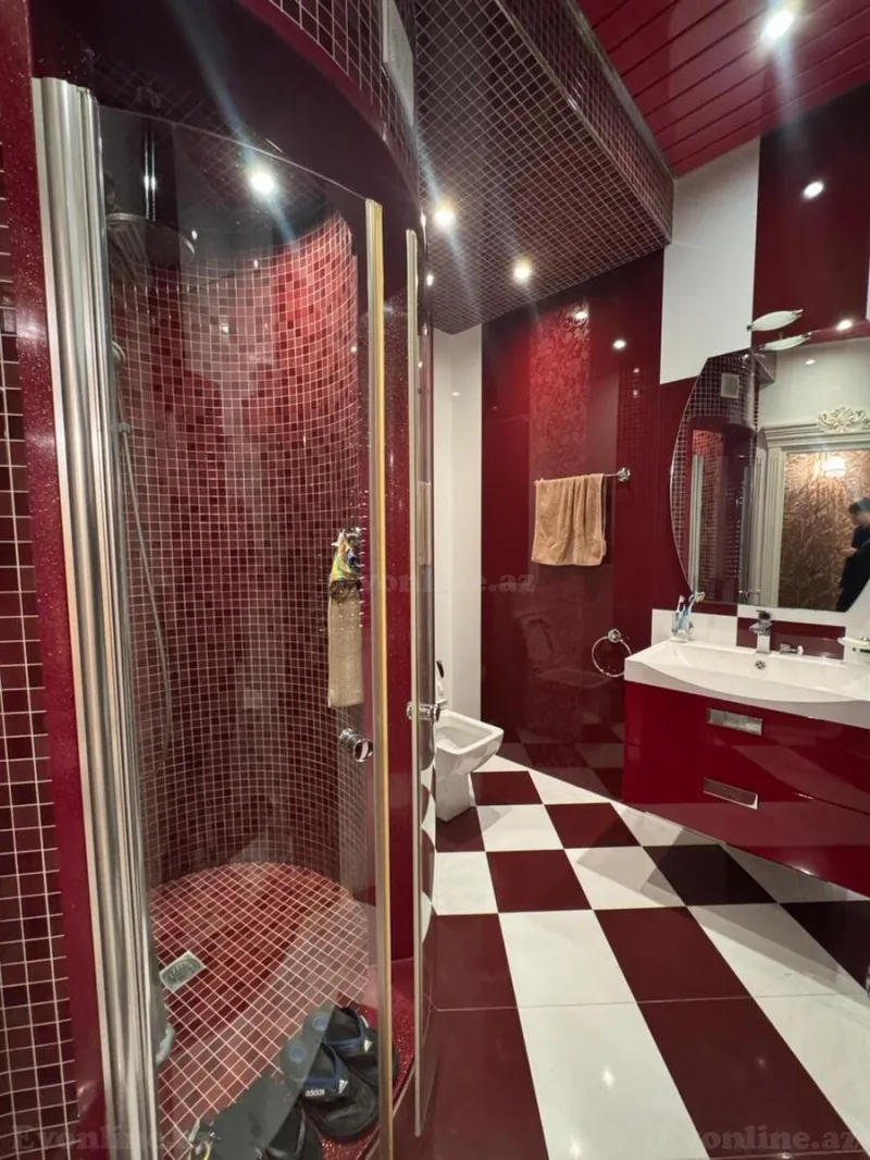 Satılır 3 otaqlı Mənzil Yeni tikili 141 m² 28 May m. - şəkil 16