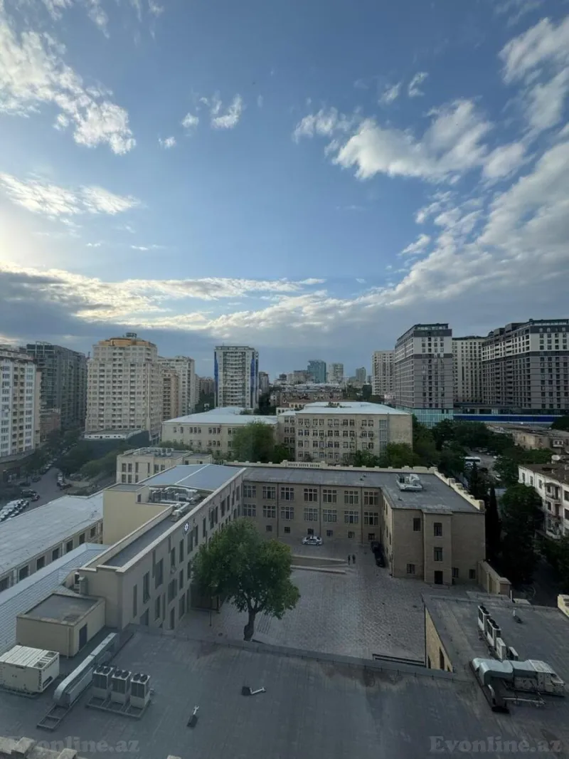 Satılır 3 otaqlı Mənzil Yeni tikili 141 m² 28 May m. - şəkil 20