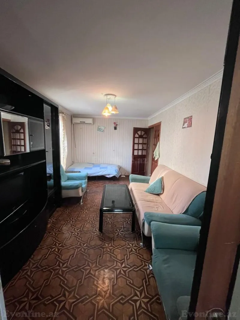 Satılır 2 otaqlı Mənzil Köhnə tikili 60 m² Gənclik m. - şəkil 2