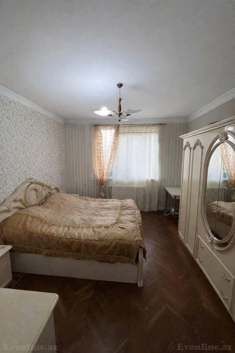 Satılır 2 otaqlı Mənzil Köhnə tikili 60 m² Gənclik m. - şəkil 6