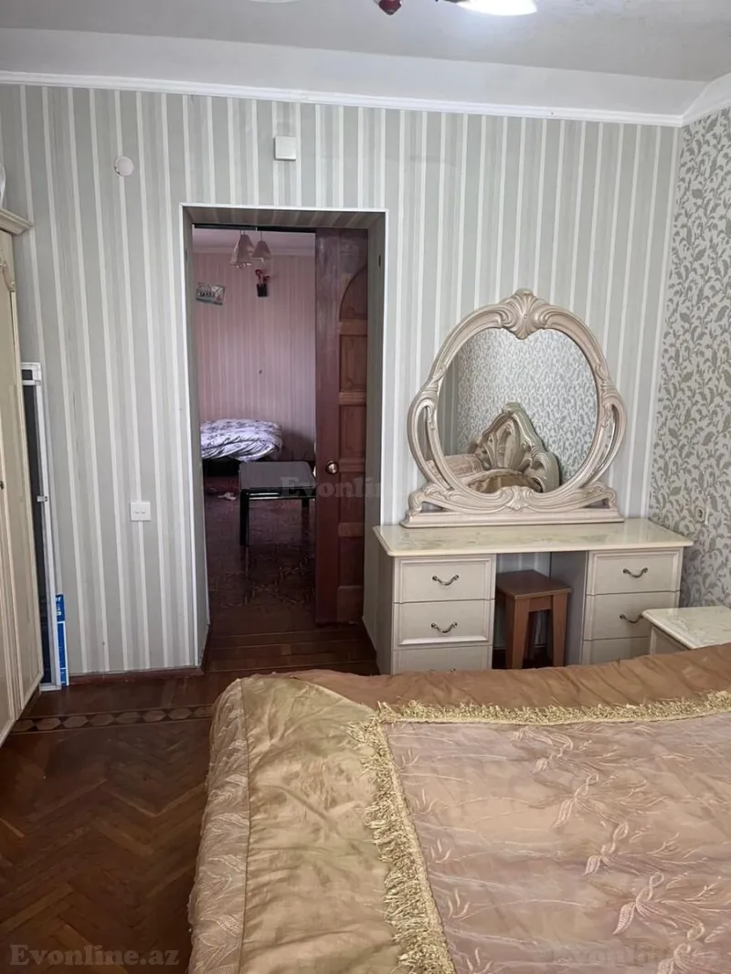 Satılır 2 otaqlı Mənzil Köhnə tikili 60 m² Gənclik m. - şəkil 7